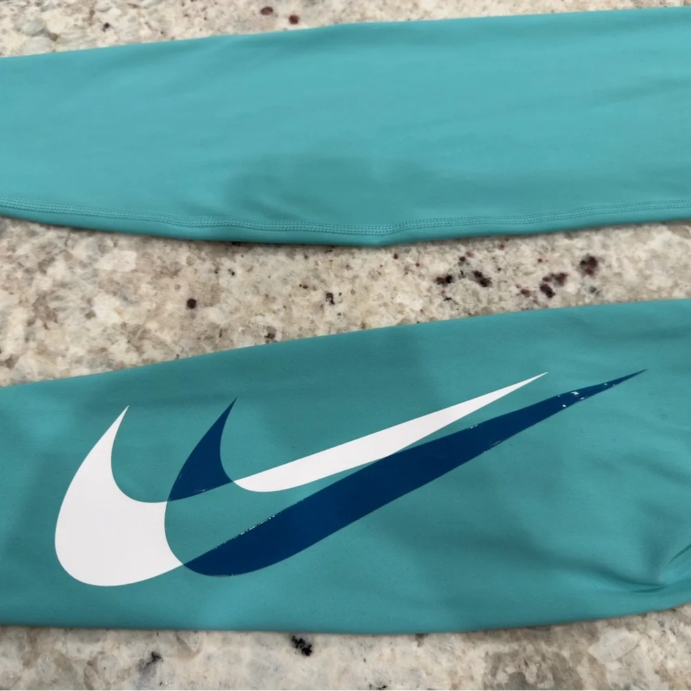 Nike Dri-FIT High-Waisted‎ Leggings – Teal (XS)